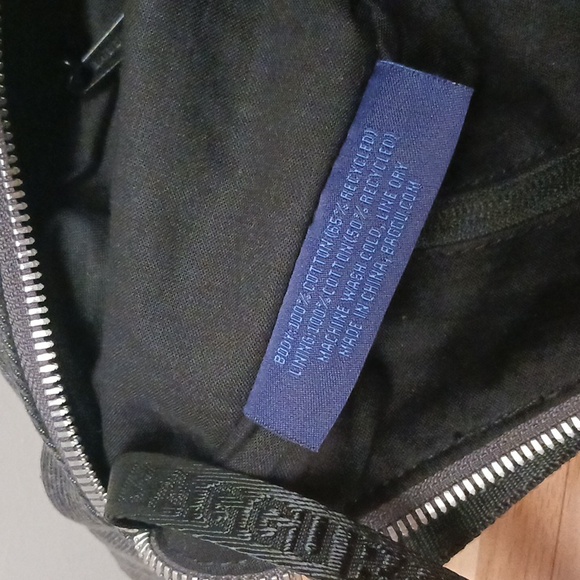 BAGGU Medium Washed Black Denim Crescent Crossbody Bag - Picture 14 of 15